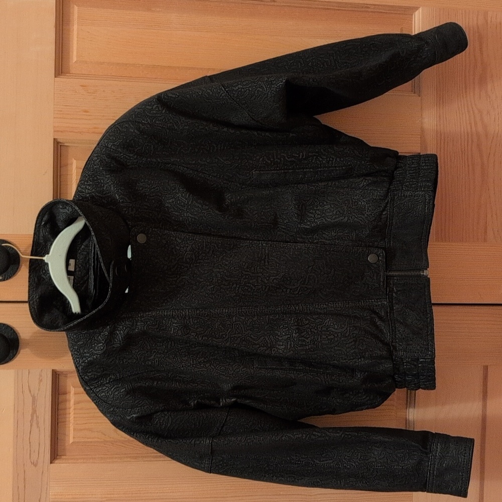Wilsons Leather - VINTAGE Black Cheetah Print Bomber Jacket - Picture 6 of 14
